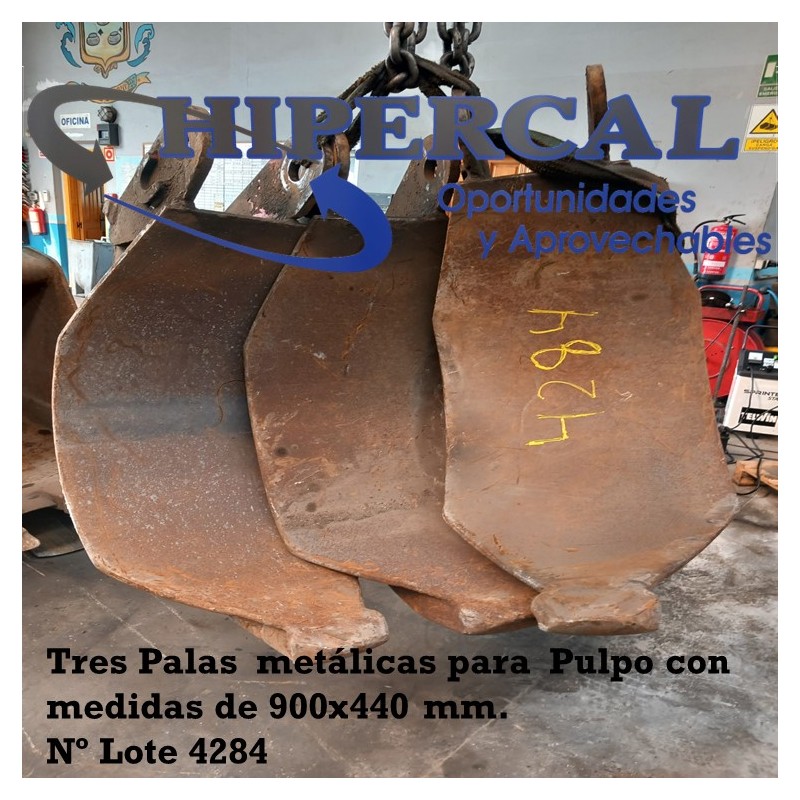 TRES PALAS  METALICAS PARA  PULPO CON MEDIDAS DE 900X440 MM